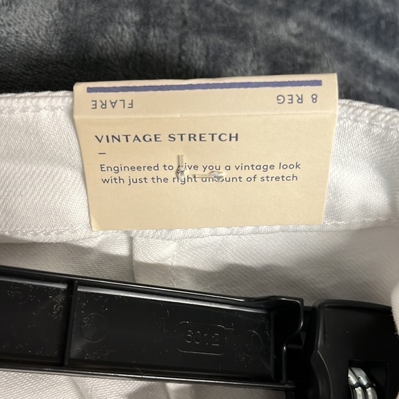 UNIVERSAL thread, women’s high rise, flare, white denim jeans - Picture 5 of 5